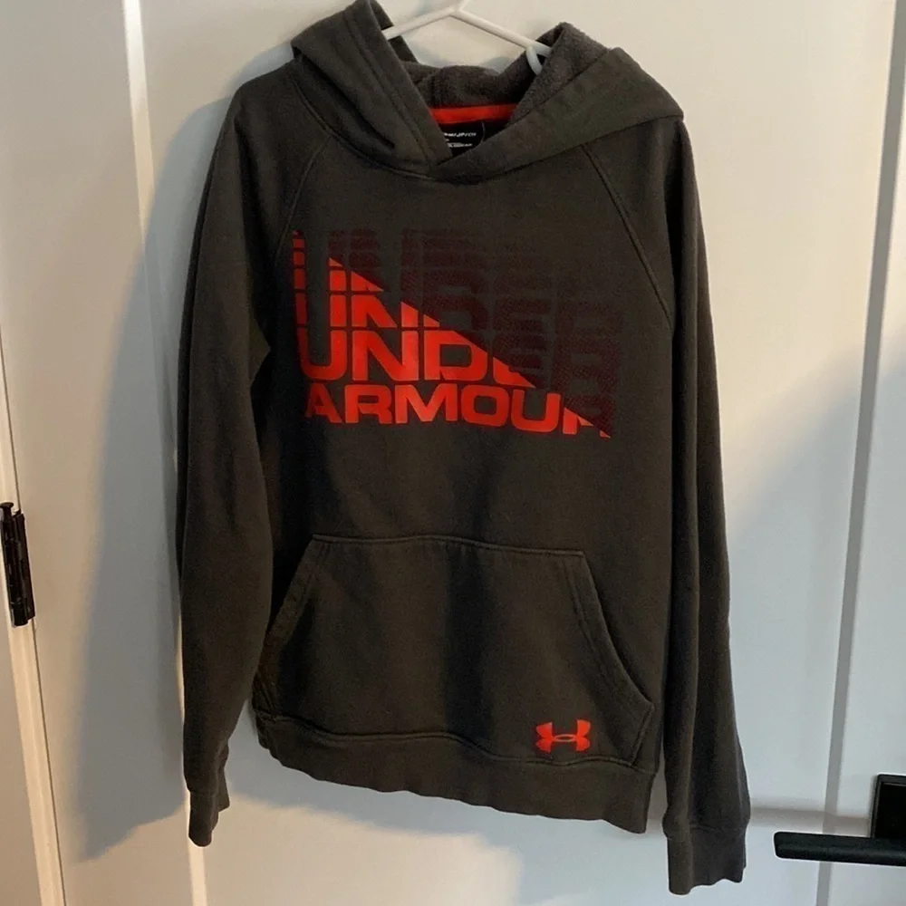 Under Armour youth small